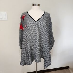 Coco + Juan Poncho 100% Linen Art to Wear Lagenlook Free Size V-Neck OSFM